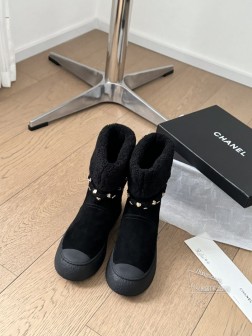 Chanel 24K新款雪地靴 秋冬暖心推荐 高品质认准我家实拍 穿腻了毫无特色的ugg 不妨来买这 946