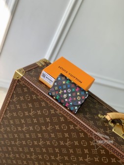 LV M13399 黑彩Rosalie零钱包 真皮金色卡扣 经典设计