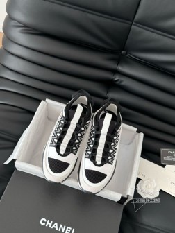 正确版本 Chanel 25C经典运动鞋上新色!更多配色可以带图问!鞋面采用进口牛皮拼接丝绸面料!认 421