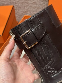 款式Style :217 Jaimy 及踝靴颜色Colour:乌木色Marron Ebene鞋面材料 324