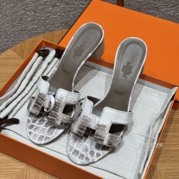 款式Style :185 Oasis 高跟凉鞋颜色Colour:喜马拉雅01Himalaya鞋面材料 287