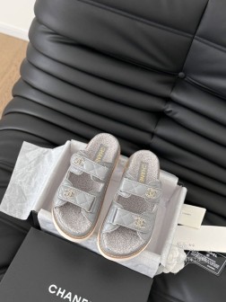 发泡大底版本 Chanel 24新款羊毛魔术贴凉鞋系列秋冬羊毛系列版本高版本 内里全羊毛 Size3 1093