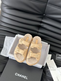 发泡大底版本 Chanel 24新款羊毛魔术贴凉鞋系列秋冬羊毛系列版本高版本 内里全羊毛 Size3 1273