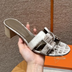 款式Style :185 Oasis 高跟凉鞋颜色Colour:喜马拉雅01Himalaya鞋面材料 288