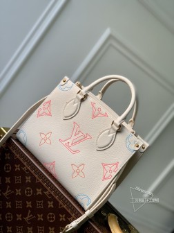 LV M46629 OnTheGo 小号手袋 Monogram Empr 2023秋季系列