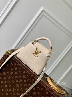 LV M23943 Capucines 迷你手袋 米色 Monogram 花卉材质
