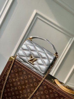 LV M22891 GO 14 中号手袋 羊皮革 绗缝设计 Twist 扭锁