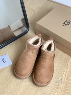 顶级版本 UGG雪地靴每年秋冬必备的单品 鞋面羊皮皮毛一体绒面羊毛 内里全真羊毛 原版大底!Size 1478