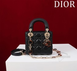 DIOR 77018-Lady戴妃三格珐琅扣 Internal Composition Leather with Velvet 内里：羊绒+皮 Size 17157cm