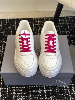 HOGAN 24ss 春夏最新运动休闲系列 松糕厚底休闲鞋 拼色工艺~休闲运动鞋履精湛手工设计融入军 341