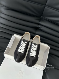 高定品质!Maison Margiela MM6全新德训鞋!经典款闭眼入,高品质高版本!上脚非常好穿 423