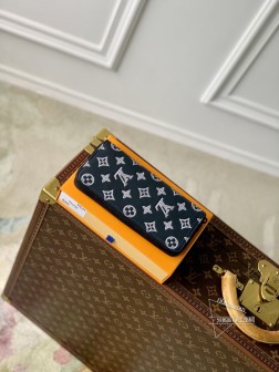 LV M62295 Zippy Vertical 钱夹,雅蓝,牛皮革,印花压印设计