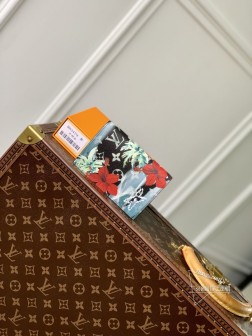 LV M83479 黑色护照套 Monogram Surfin’ 涂层帆布