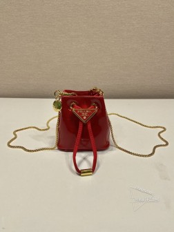 Prada普拉达 1NR016 漆皮小水桶 小牛皮材质 进口亮面 A货