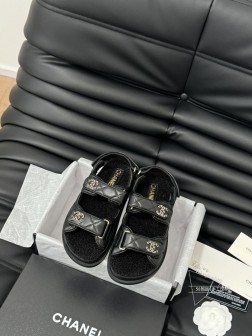 发泡大底版本 Chanel 24新款羊毛魔术贴凉鞋系列秋冬羊毛系列版本高版本 内里全羊毛 Size3 1170