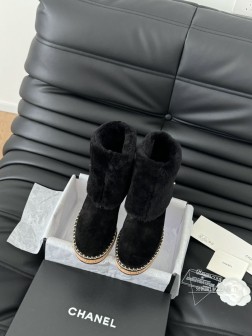 Chanel 24B新款雪地靴 秋冬暖心推荐 高品质认准我家实拍 穿腻了毫无特色的ugg 不妨来买这 1240