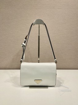 Prada普拉达 1BD082 邮差包 油腊皮 材质 斜挎长肩带 尺寸