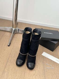 Chanel 24B秋冬新款靴!这双最新款的靴子太好看啦 最上面筒靴旁边的小logo给整体增加了小细 874