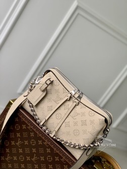 LV M24114 Mahina Hand It All 小号手袋 穿孔牛皮革