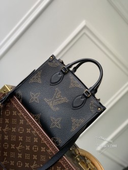 LV M46733 Zjh Ys ONTHEGO 小号手袋 粒面牛皮革 A货
