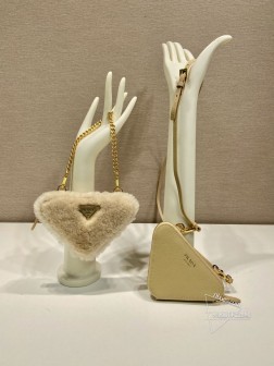 Prada普拉达 1NR015 双子三角包 山羊毛二合一包 A货