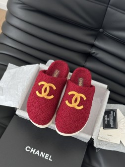 Chanel 24B新款毛毛拖鞋!这款毛拖真的是真太可爱了~柔软蓬松的毛毛,舒服暖脚!增高显腿长!秋 1140