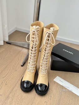 Chanel 24B秋冬新款靴!这双最新款的靴子太好看啦 最上面筒靴旁边的小logo给整体增加了小细 807