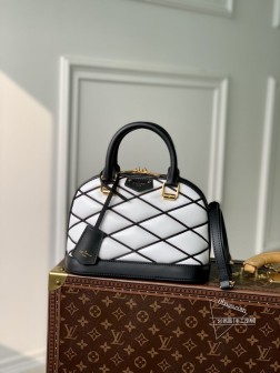 LV M23666 Alma BB 手袋 | Nicolas Ghesquière | 羊皮革