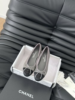马毛 Chanel 新色芭蕾舞鞋原版11复刻 经典中的经典 无论搭配裤装还是裙装都是完美 小圆头的 997