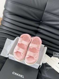 发泡大底版本 Chanel 24新款羊毛魔术贴凉鞋系列秋冬羊毛系列版本高版本 内里全羊毛 Size3 1157