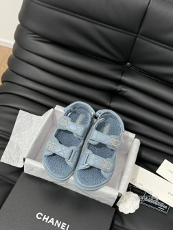 发泡大底版本 Chanel 24新款羊毛魔术贴凉鞋系列秋冬羊毛系列版本高版本 内里全羊毛 Size3 1167