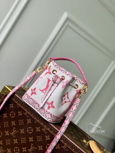 LV M82386 Nano Noé 手袋 粉色 涂层帆布 大号 Monogram