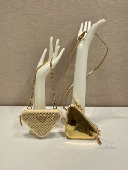 Prada普拉达 1NR015 双子水晶三角包 仿水晶材质 价格