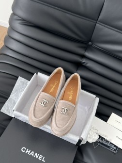 Chanel 24K秋冬新款乐福鞋新款双C经典 上脚很舒服诶美拉德棕色还是很适合秋冬的~鞋面麂皮牛皮 1199