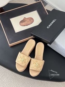 Chanel 小香25c新品菱格厚底松糕拖鞋夏天一定要入的拖鞋系列可文艺可时髦 穿搭率实在太高了 厚 83