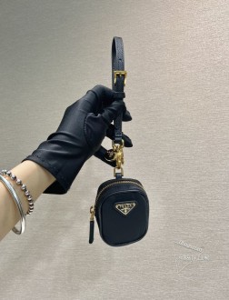 Prada普拉达 1TT200 迷你小包 Re-Nylon材质 百搭风格 一比一