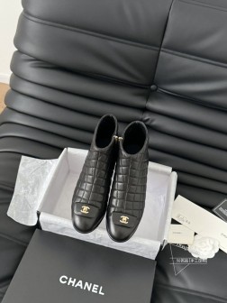 Chanel 24B新款书包扣芭蕾舞短靴经典的菱格纹 百看不腻 鞋面内里羊皮 真皮大底跟高6.5cm 1504