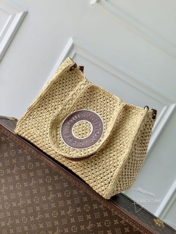 LV M24723 OnTheGo 中号手袋，钩编拉菲草，13寸容纳