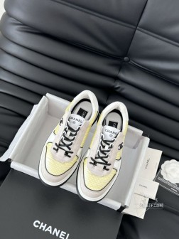 Chanel 25C新款熊猫运动休闲鞋百搭小白鞋 款式搭配不会出错撞色搭配活力满满啊 侧面压印log 145