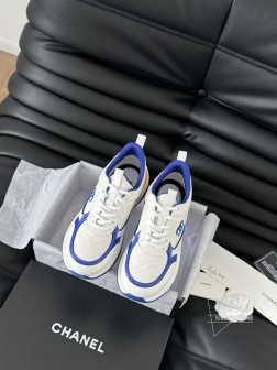 Chanel 24B经典拼色熊猫运动休闲鞋百搭小白鞋 款式搭配不会出错撞色搭配活力满满啊 侧面大lo 1451