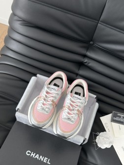 Chanel 25C新款银角大王运动休闲鞋百搭小白鞋 款式搭配不会出错撞色搭配活力满满啊 侧面压印l 662