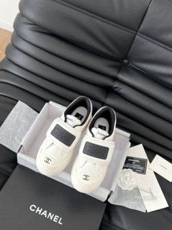 Chanel 25C新款厚底魔术贴休闲鞋系列经典款 好穿又百搭 鞋面牛皮 内里羊皮 原版大底Size 606