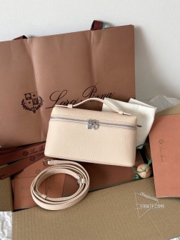 LP Loro Piana L沙粉色顶级复刻包 一比一五金模具 进口皮