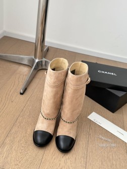 Chanel 24B秋冬新款靴!这双最新款的靴子太好看啦 最上面筒靴旁边的小logo给整体增加了小细 873