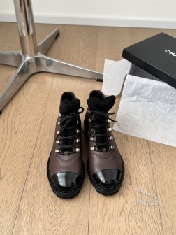 Chanel 24K高级手工坊系列新款抢先发售 今年秋冬必爆单品 原版开发 私模五金 原版大底 鞋面 1115