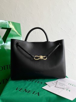 BV Andiamo 中号黑金牛皮包款 低调奢华 经典设计