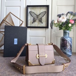 Prada普拉达 1BD045 女包 裸粉 进口小牛皮 羊皮 五金 高仿