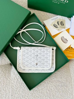 Piumet白色信封包 GOYARD日常小包 轻便材质