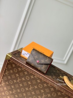 LV M41938 钱夹 Monogram帆布 玫红色 柔软设计 实用零钱袋