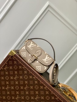 LV M83300 Nano Diane 手袋 Monogram Empreinte 皮革